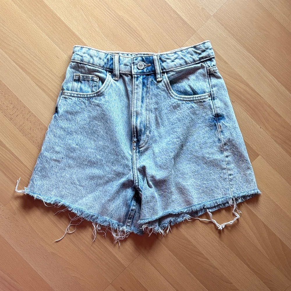 Zara Light Blue Frayed Hem Jean Shorts